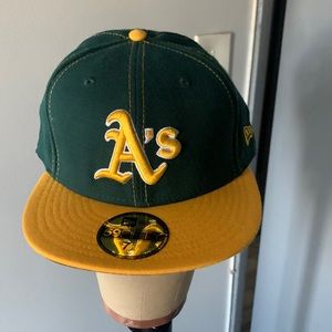 Oakland A’s 59Fifty New Era Fitted Cap Size 7 5/8 Brand New